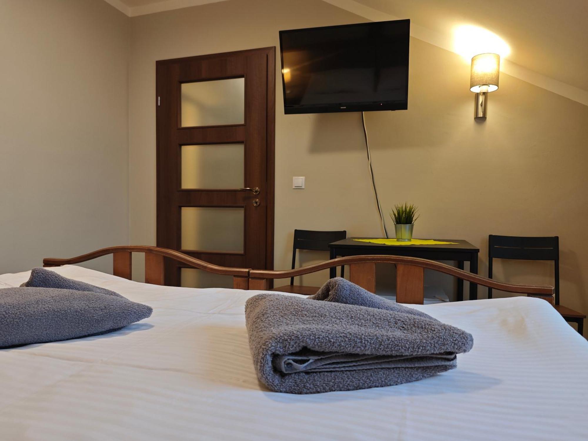 Hotel Stary Mlyn เยเซนิค ภายนอก รูปภาพ